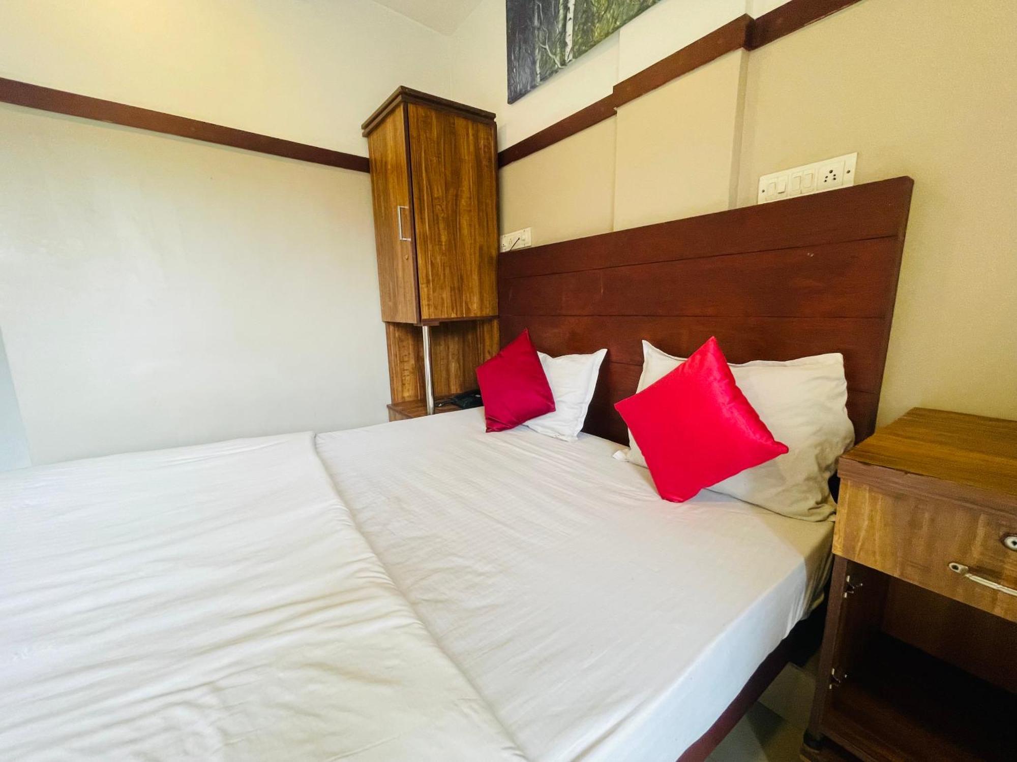 Rio Rooms Mims Calicut מראה חיצוני תמונה